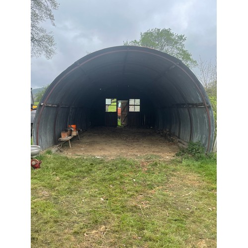 280 - Corrugated iron nissan hut. Approx 36x16