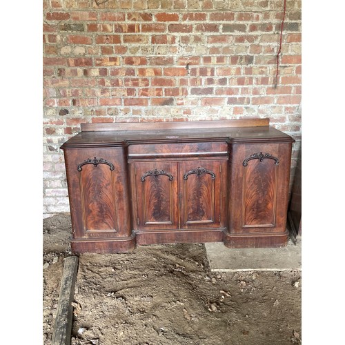 298 - Mahogany breakfast sideboard 72