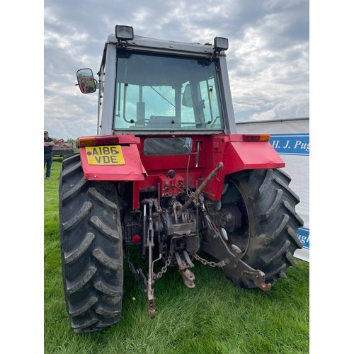 176 - Massey Ferguson 699 tractor. 12Spd manual gearbox. Runs ok. No docs. A reg.