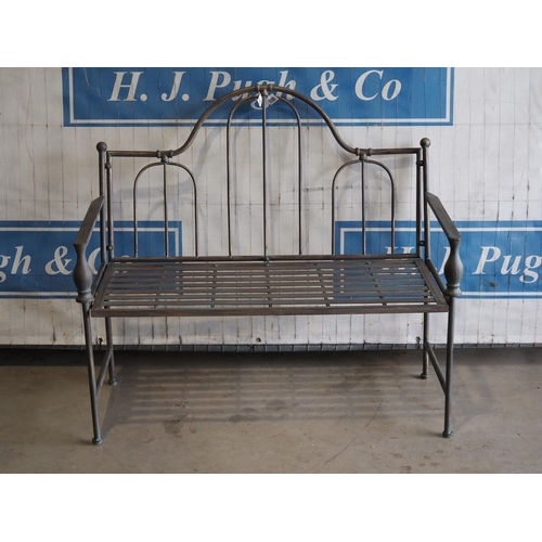 710 - Metal bench 44