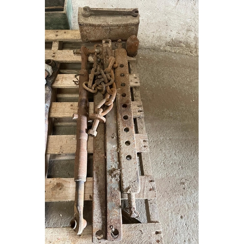 179 - Ferguson 9 hole drawbar, stays, top link, tool box, chains