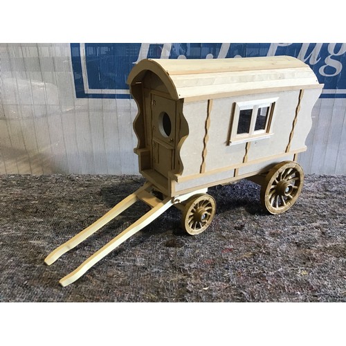 795 - Model gypsy caravan