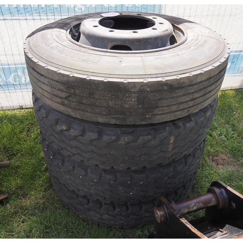 1448 - Lorry wheels and tyres 10R 22.5 -4