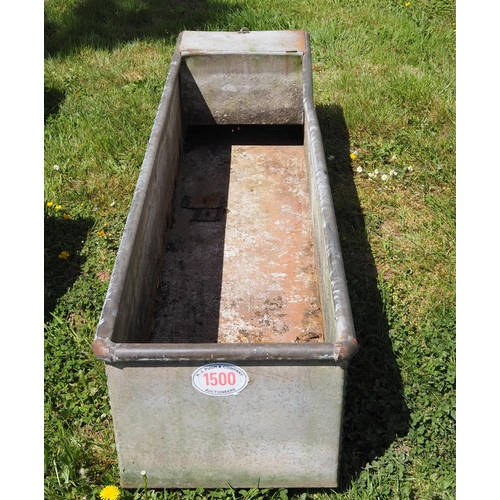 1500 - Galvanised water trough 6ft