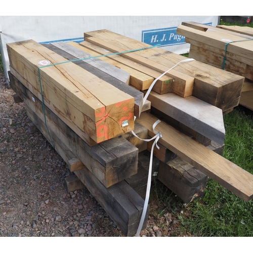 906 - Quantity of short oak beams