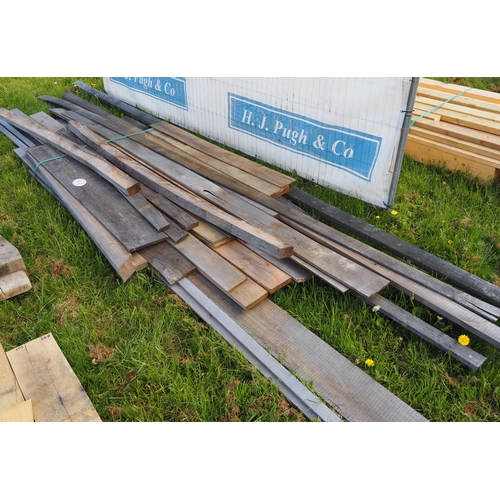 922 - Pallet of oak lengths