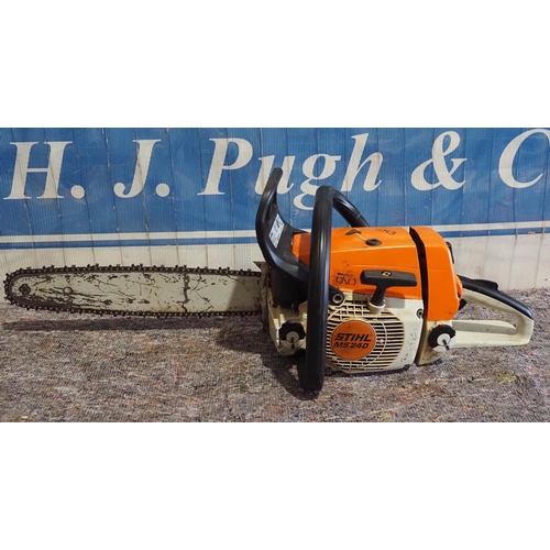 757B - Stihl MS240 petrol chainsaw