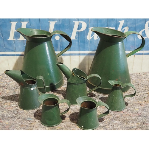 765D - Quantity of assorted oil pouring jugs