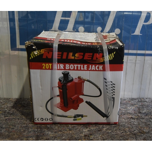 2543 - Air bottle jack