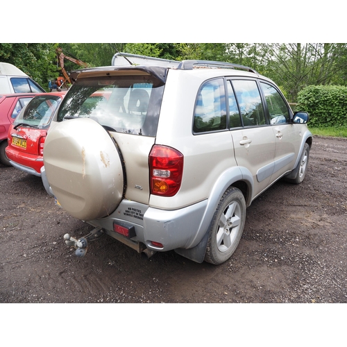 683 - Toyota Rav 4 D-4D, 2004. Runs, no MOT. Reg WJ04 NKE, V5