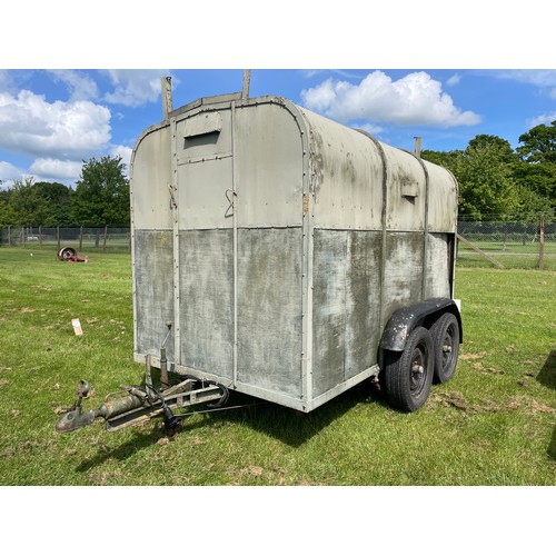 755 - Rice tandem axle horse box for restoration