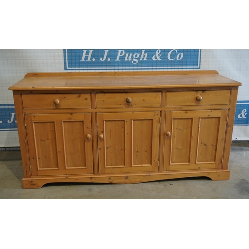 163 - Pine sideboard 37x74