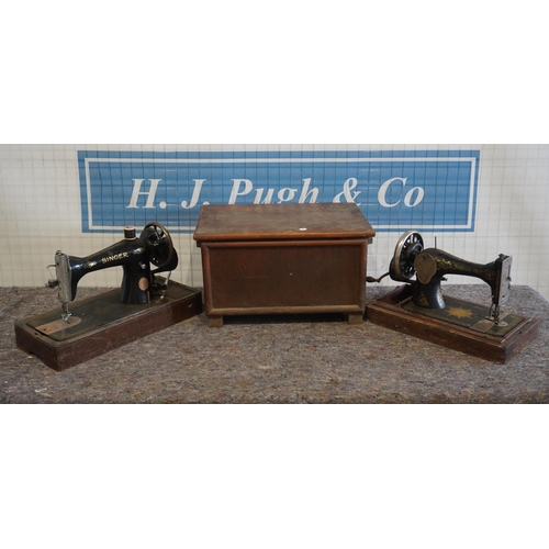 483 - 2- Singer sewing machines and sewing box