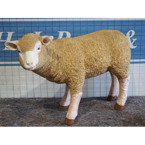 502 - Resin lamb