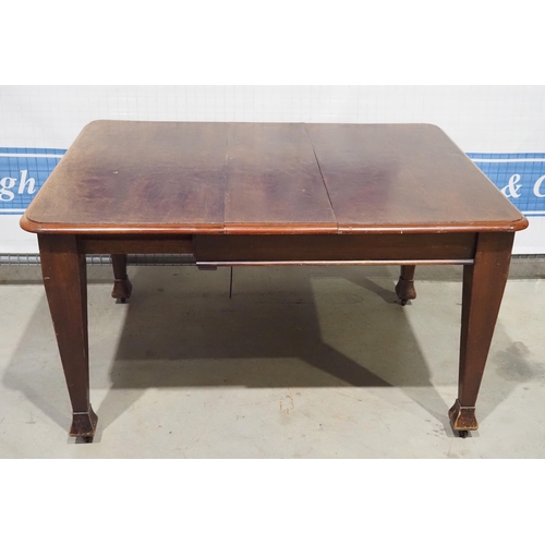 201 - Mahogany extending table 54x40.5