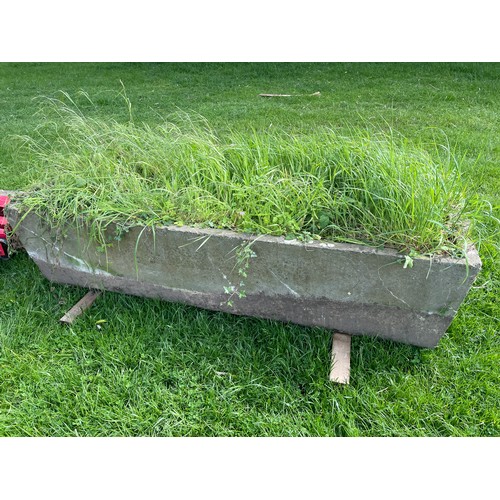 455 - Concrete planter 6x2ft