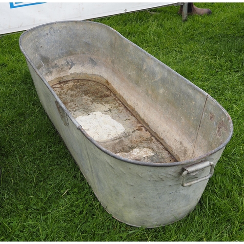 491 - Galvanised bath 5ft