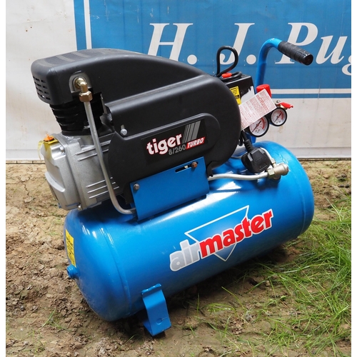 878 - Airmaster compressor