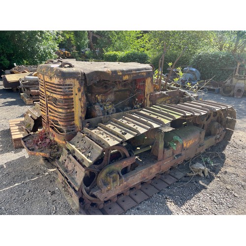 696 - International BTD6 crawler for spares, good tracks