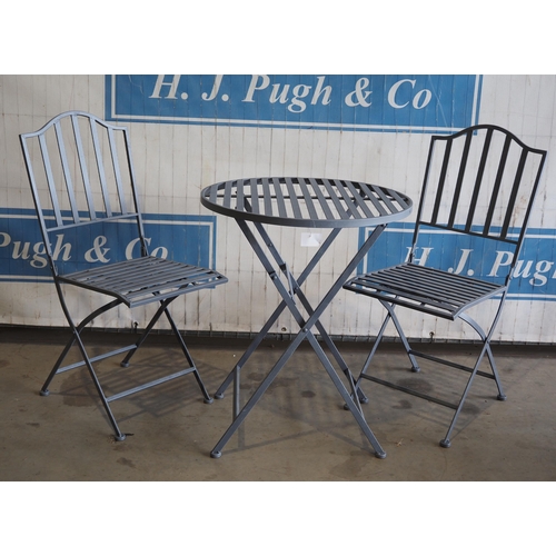 786 - Bistro set of 2 chairs and circular table 24