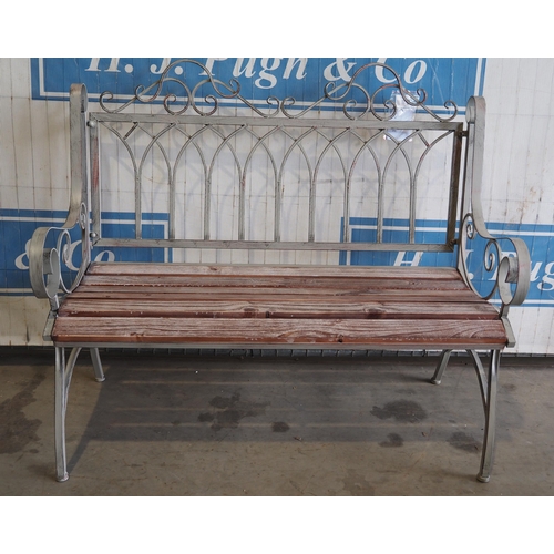 788 - Wood and metal bench 45