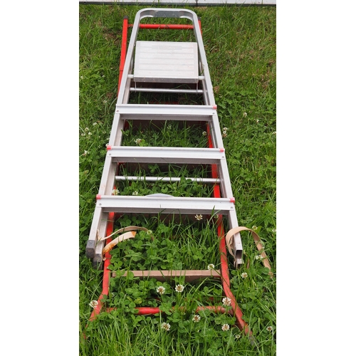 209 - 2- Step ladders