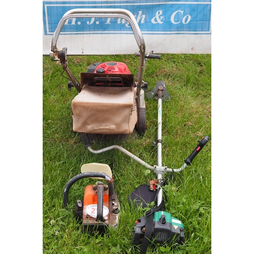 211 - Honda mowers, strimmer and chainsaw