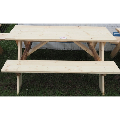 334 - Picnic bench 5ft