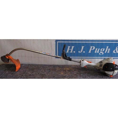 874 - Stihl FS40 petrol strimmer