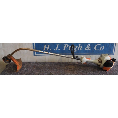 880 - Stihl FS38 petrol strimmer