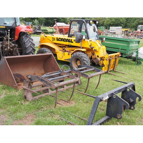 1932 - JCB 520-50 loadall, 2945 hours recorded.  Pallet tines, bale spike, grab and bucket. T899 GPP. decea... 