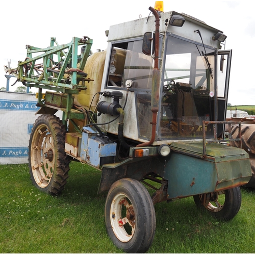 1949 - Height Court Chaviot crop sprayer. Off farm been stood for several years. Reg. G249 GTG. V5