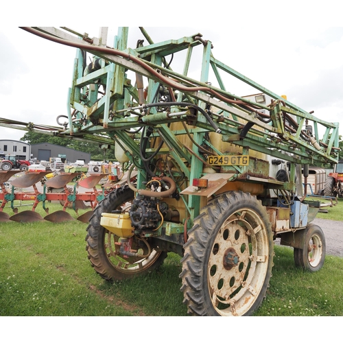 1949 - Height Court Chaviot crop sprayer. Off farm been stood for several years. Reg. G249 GTG. V5