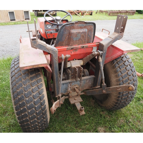 1952 - Massey Ferguson 1020 tractor 1974 hours. Grass tyres, off farm