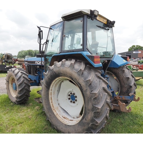 2061 - Ford 8240 power star SLE 4WD tractor. Front weights, nearly new tyres. Runs and drives. K971 OCR