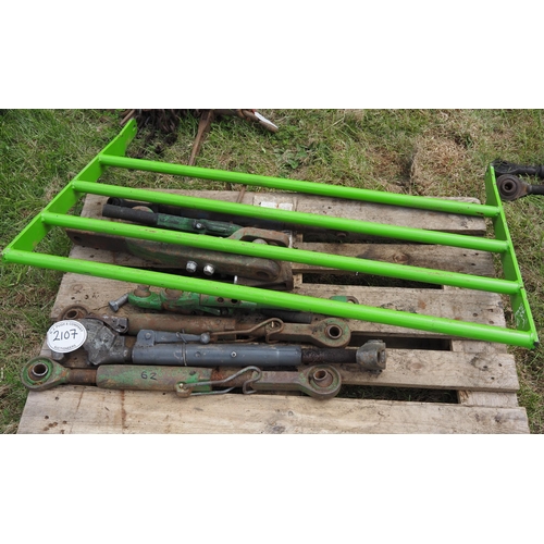 2107 - John Deere linkage