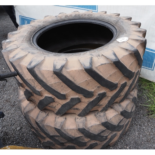 2185 - Pair of tyres 480/65 R28