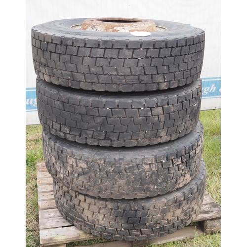 2191 - Lorry wheels and tyres 22.5 -4