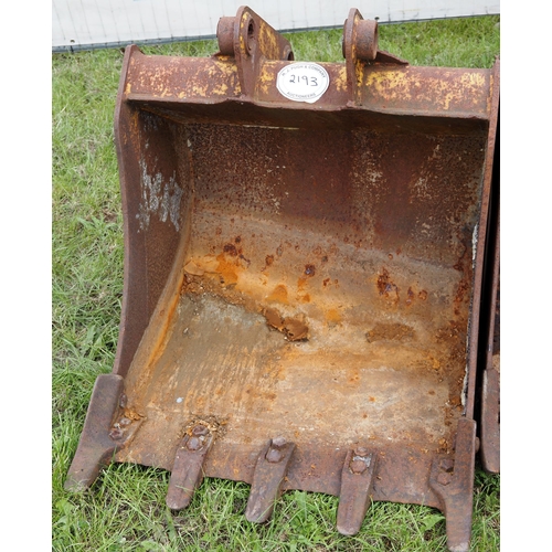 2193 - Digger bucket 2ft6