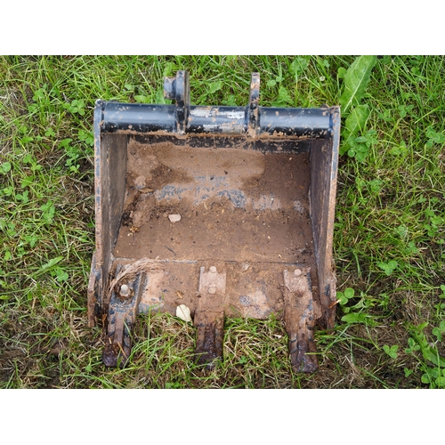 2290 - Mini digger bucket