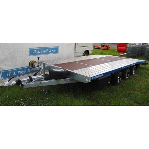 2339 - Wychavan transporter trailer with 16ft winch, toolbox and ramps. Unused