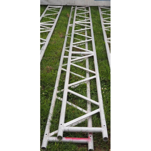 2354 - Aluminum scaffold frames 6m -2