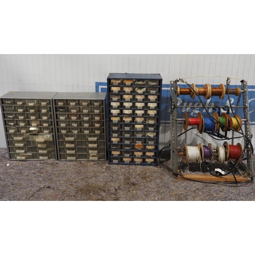 62 - Large quantity of electrical fittings, wiring and accessories