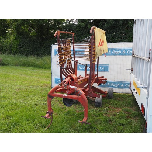 2265 - Agram single rotor rake