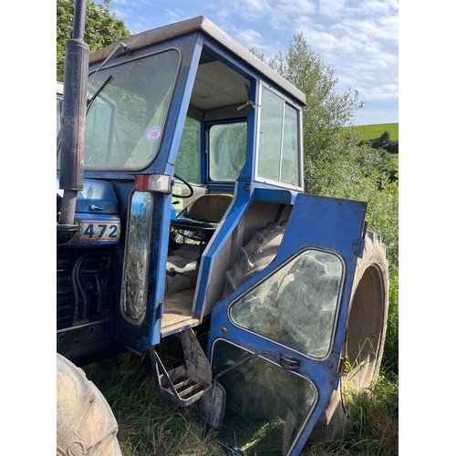 148 - Leyland 472 synchro tractor. 4WD. On dual wheels. Only 3363hrs recorded. Runs and drives. Reg. TSW 6... 