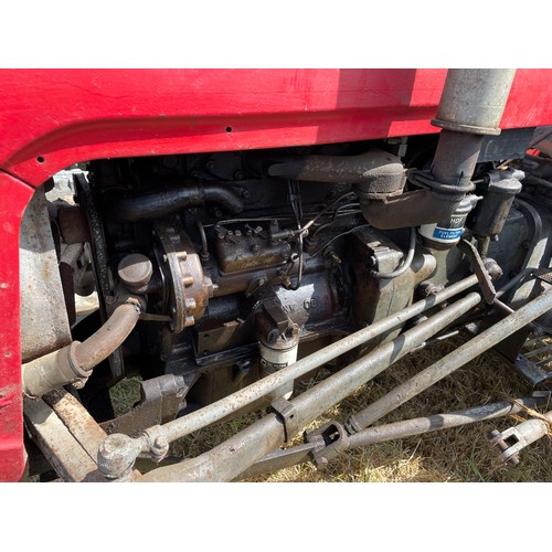 147 - Massey Ferguson 35 tractor. 3 cylinder. Runs and drives. Rear mounted belt pulley. SN. SNM175924