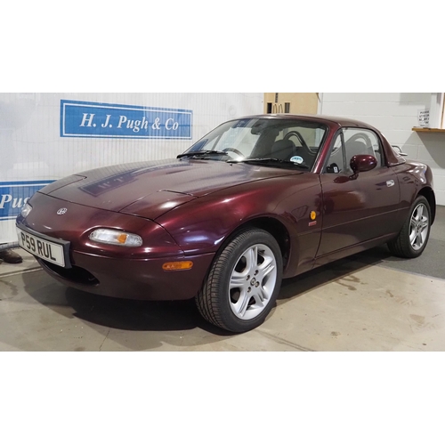 414 - Mazda MX5 Mk1. 1996. 1840cc. Limited edition Merlot, chrome roll bars, solid winter roof. Starts and... 