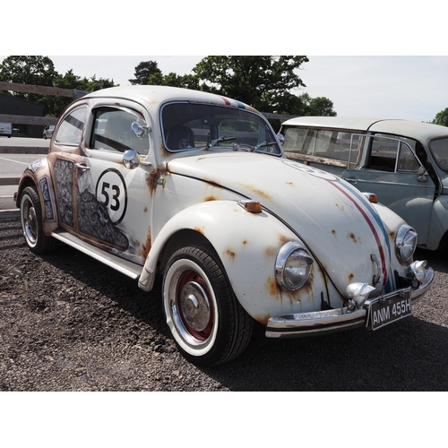 428 - VW Beetle 1300cc, 1970. New interior with Porsche seats, electric windows, safari front screen. Cust... 