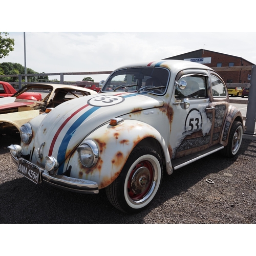 428 - VW Beetle 1300cc, 1970. New interior with Porsche seats, electric windows, safari front screen. Cust... 