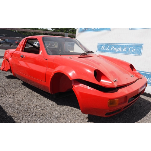 436 - GTM Rossa kit car. Complete body shell including roll bar and glass